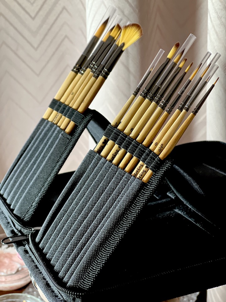 15 Piece Natural Bamboo Artist Brush Set With Pop Up Storage Case